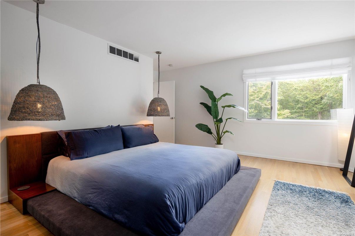 Bedroom, Interior, Pendant Lights, Wood Texture Flooring