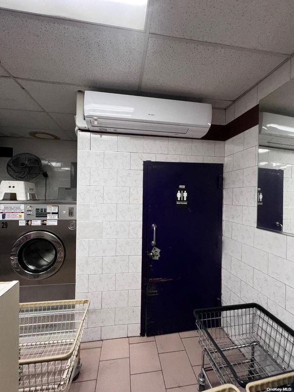 Interior, Stone Walls, Utility Closets, Washer