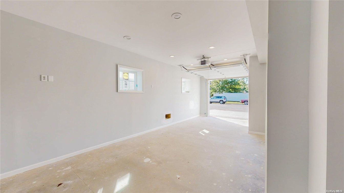 Garage, Interior, Recessed Lighting