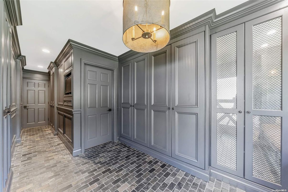Interior, Recessed Lighting