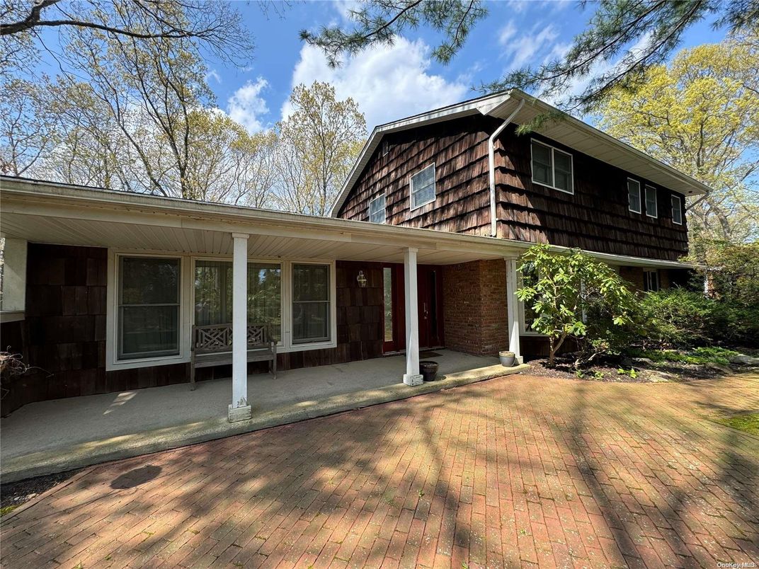 Exterior, Facade, Brick Facade, Modern