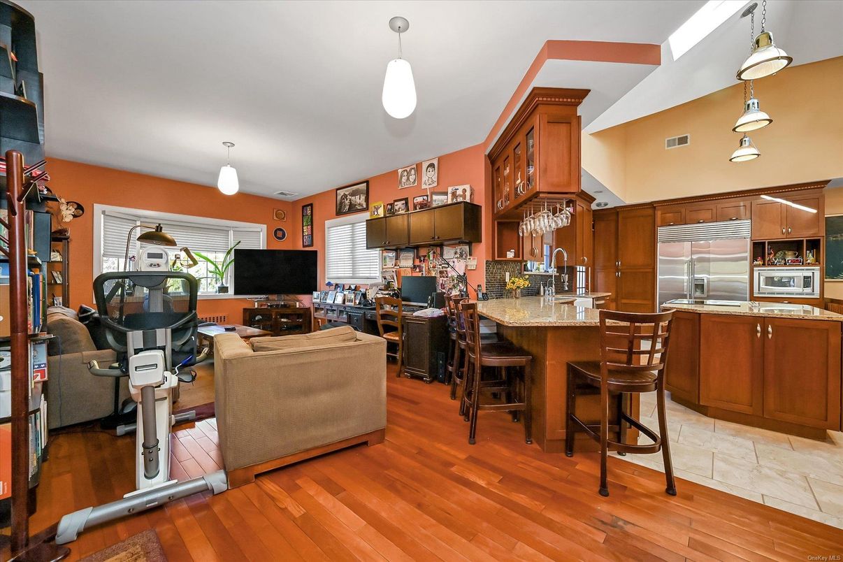 Interior, Kitchen, Living room, Pendant Lights, Wood Texture Flooring