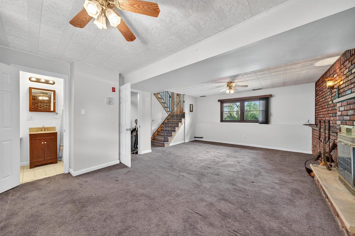 Empty room, Fireplace, Interior, Stone Walls