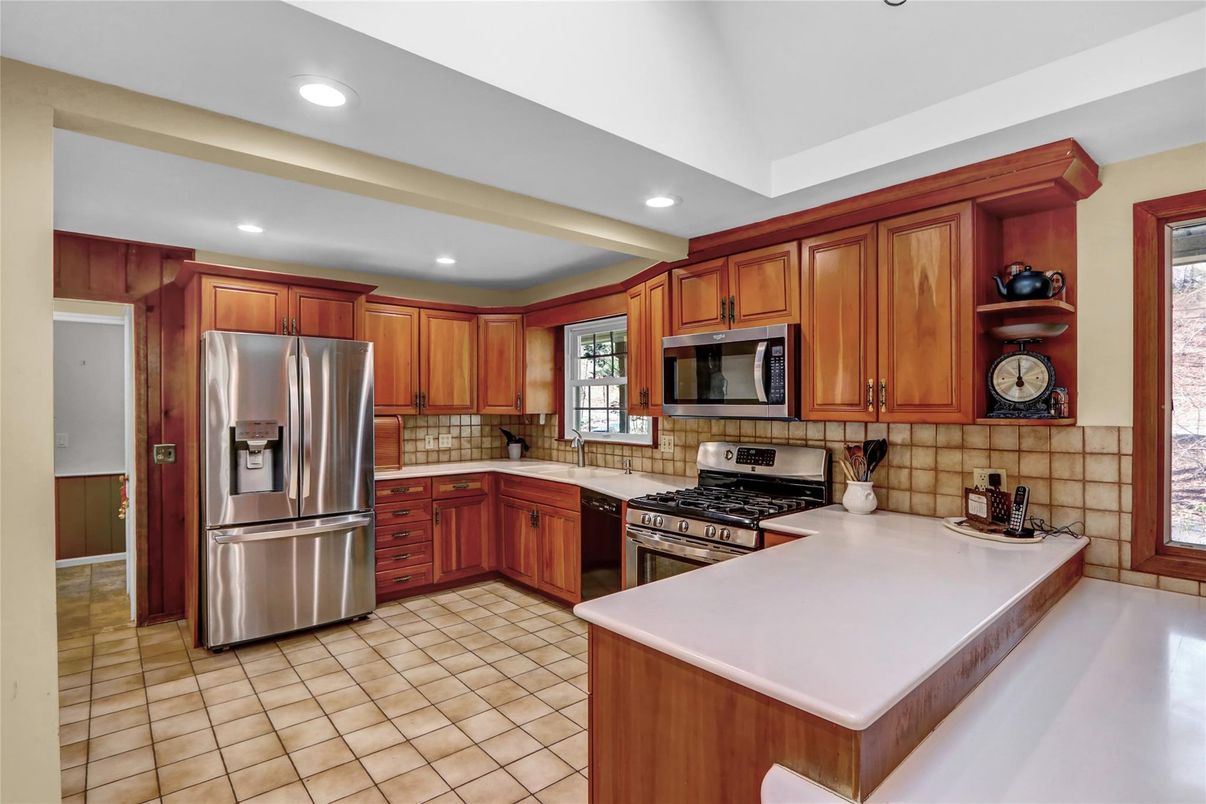 Interior, Kitchen, Recessed Lighting, Stainless Steel Appliances
