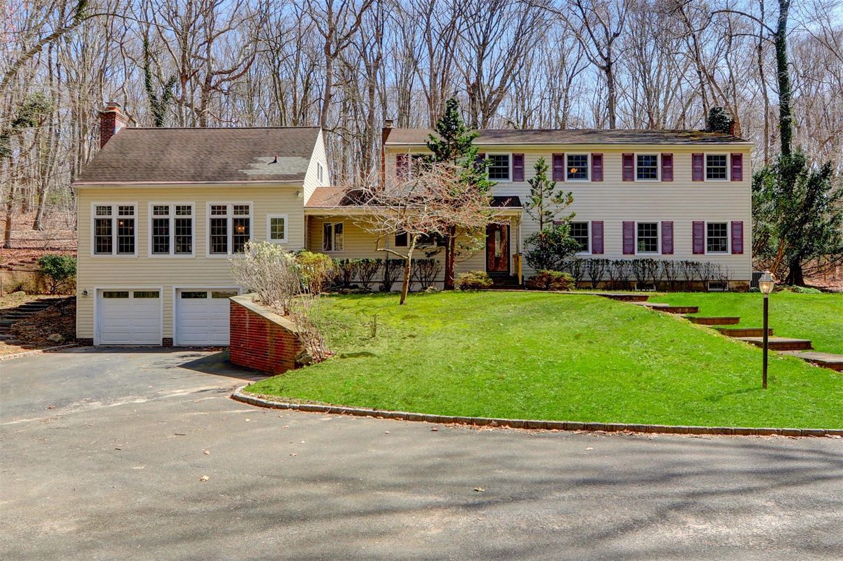 Attached, Backyard, Exterior, Facade, Georgian