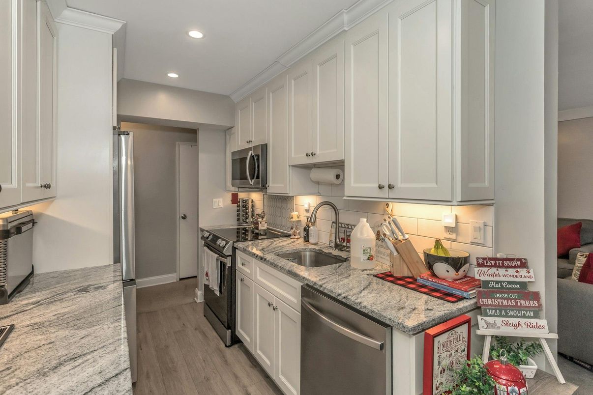 Interior, Kitchen, Recessed Lighting, Stainless Steel Appliances, Wood Texture Flooring