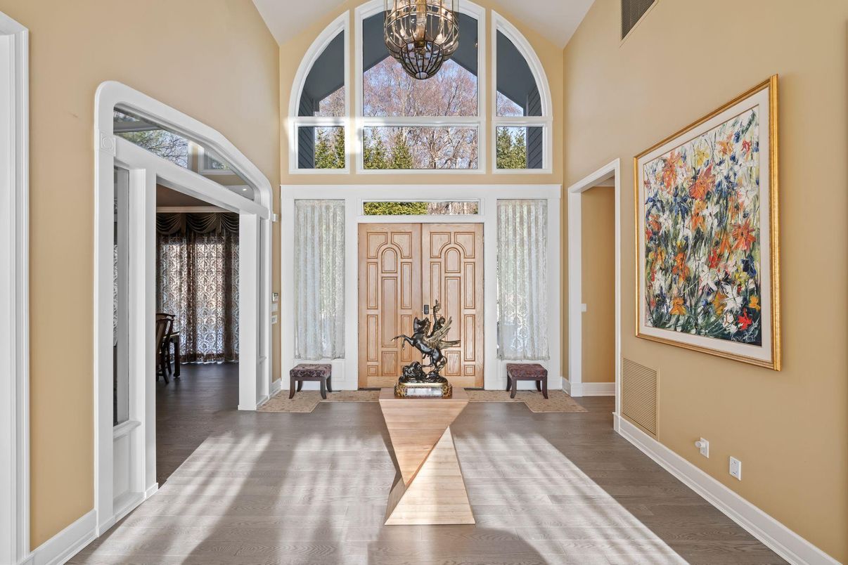 Chandelier, Interior, Wood Texture Flooring