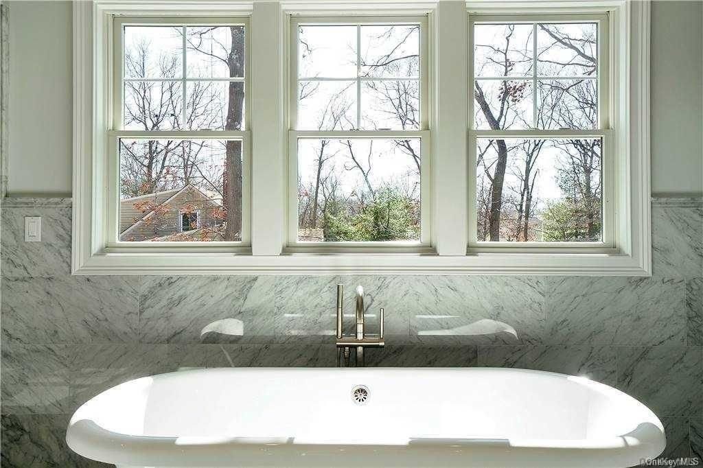 Bathroom, Free Standing Baths, Interior, Marble Walls