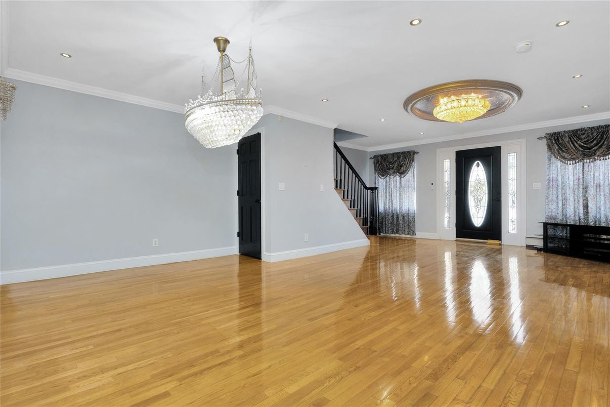 Chandelier, Empty room, Interior, Recessed Lighting, Wood Texture Flooring