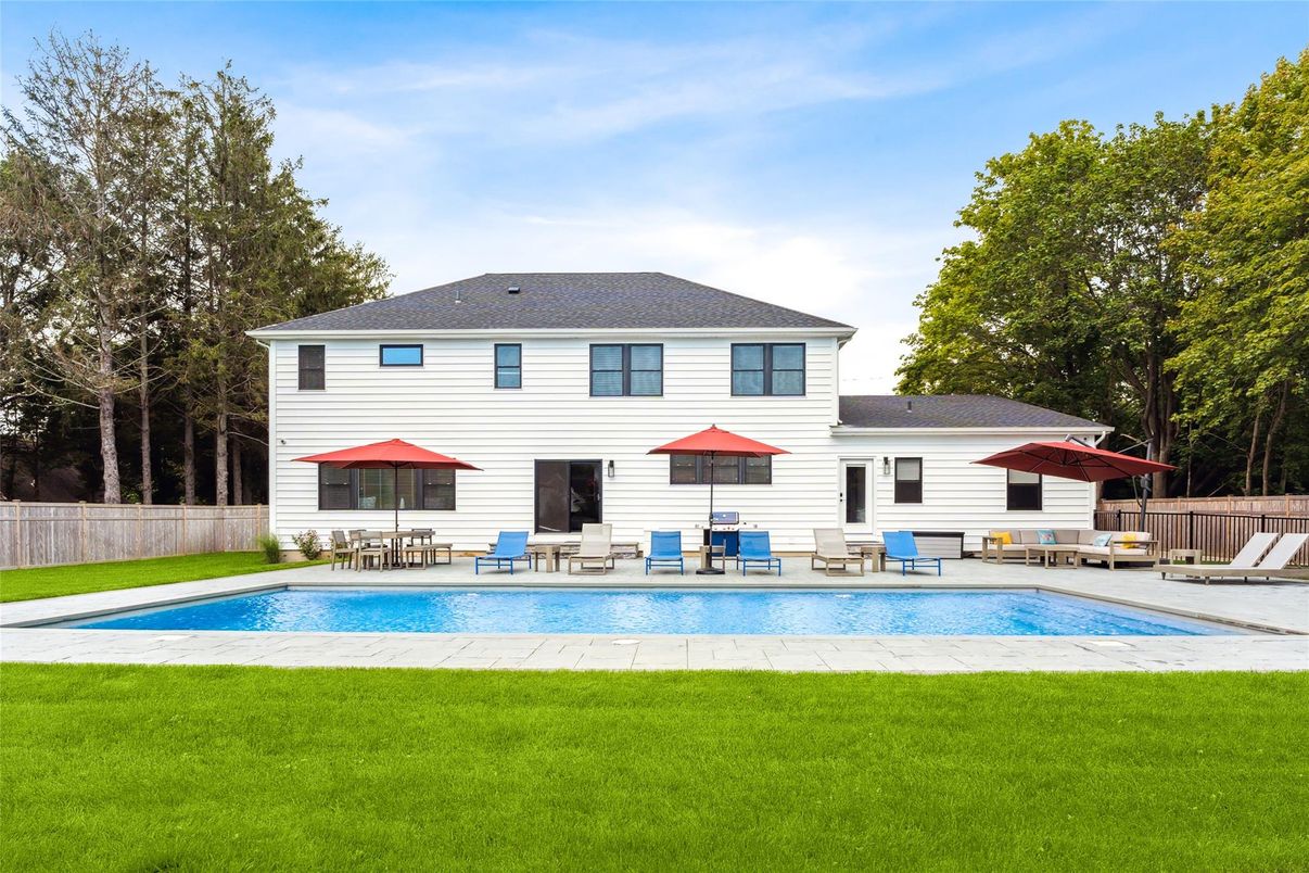 Backyard, Exterior, Pool