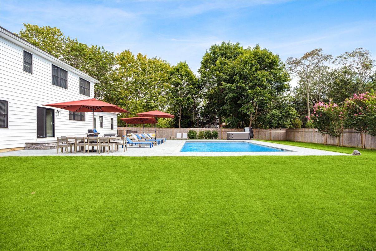 Backyard, Exterior, Pool