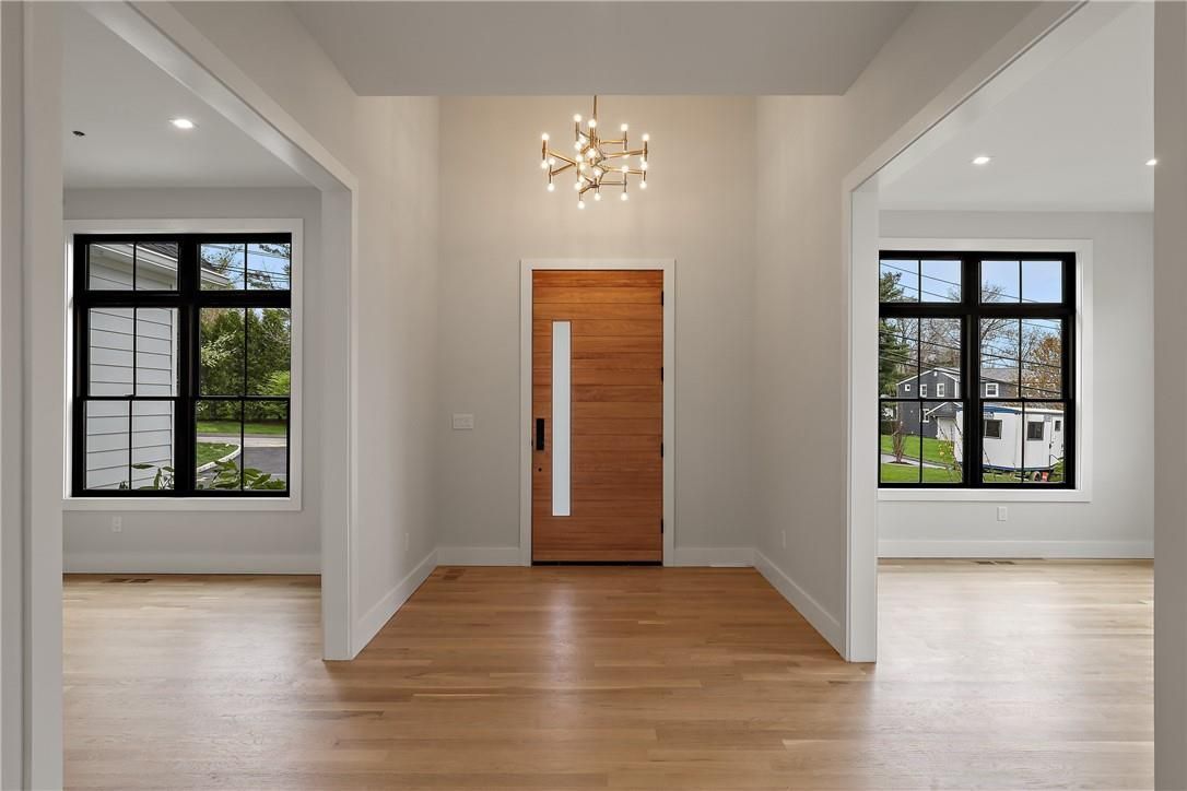 Interior, Pendant Lights, Recessed Lighting, Wood Texture Flooring