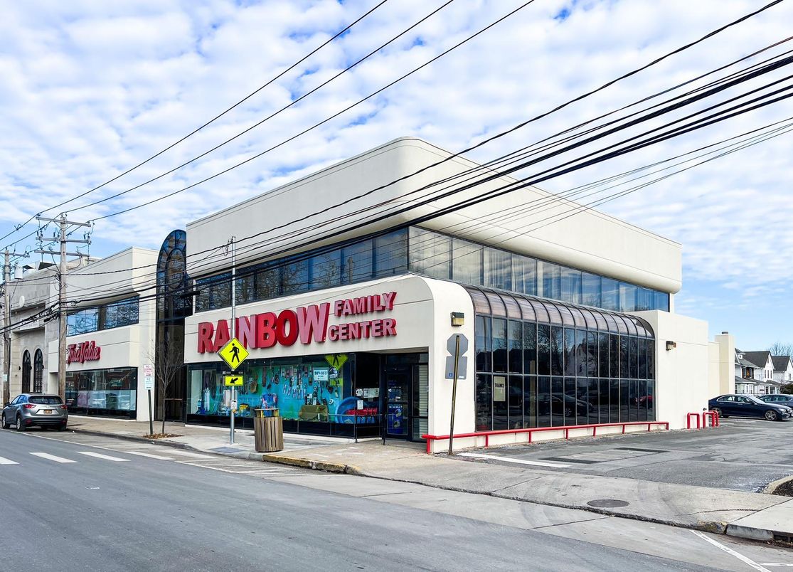 Exterior, Facade, None
