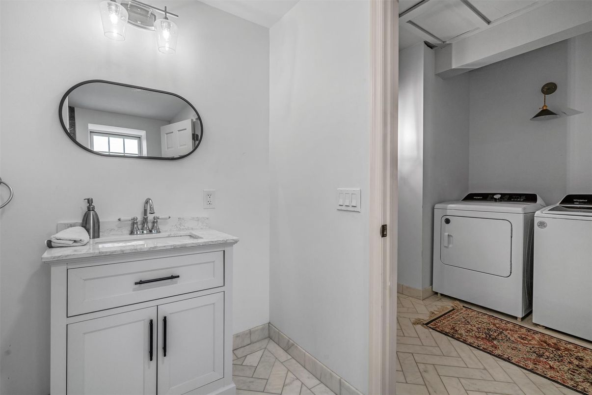 Bathroom, Interior, Washer