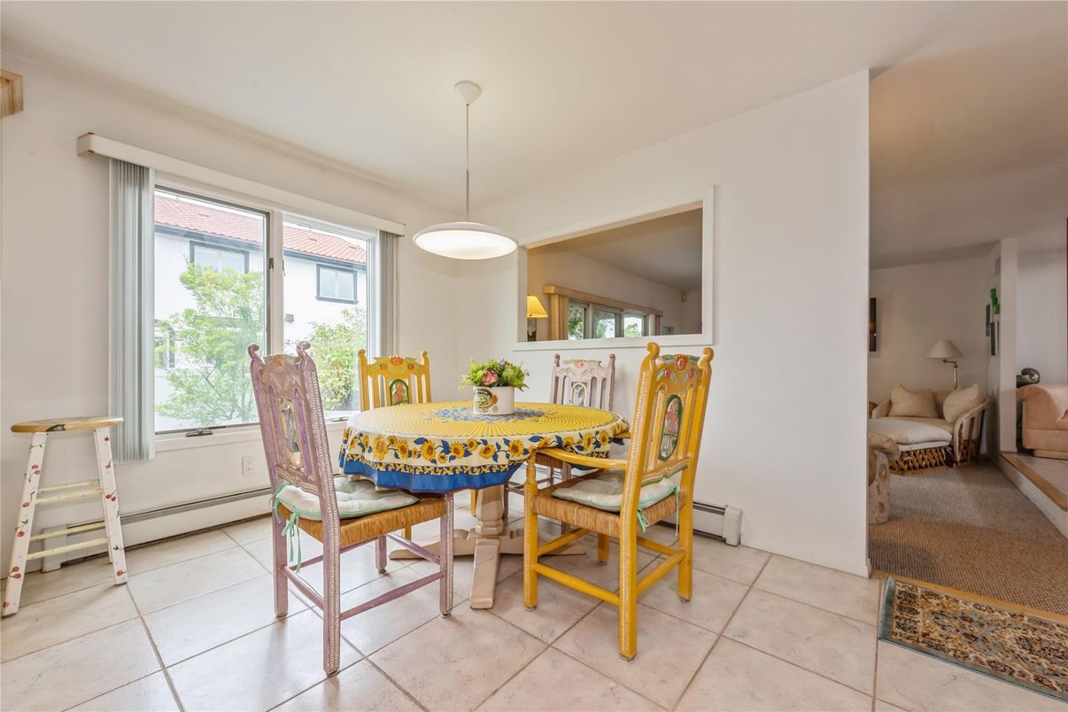 Dining room, Interior, Pendant Lights