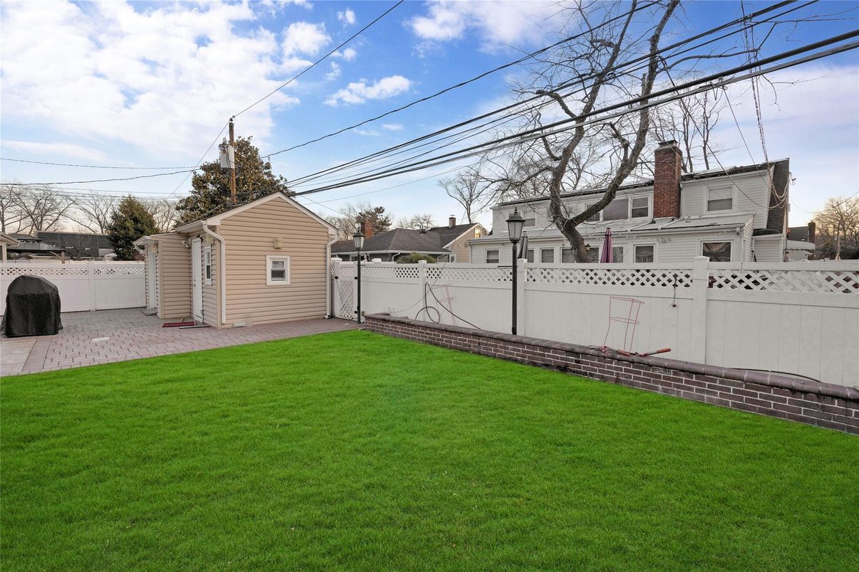 Backyard, Detached Garage, Exterior