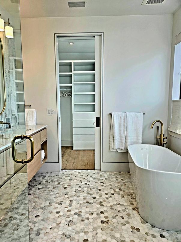Bathroom, Free Standing Baths, Interior, Recessed Lighting, Wood Texture Flooring