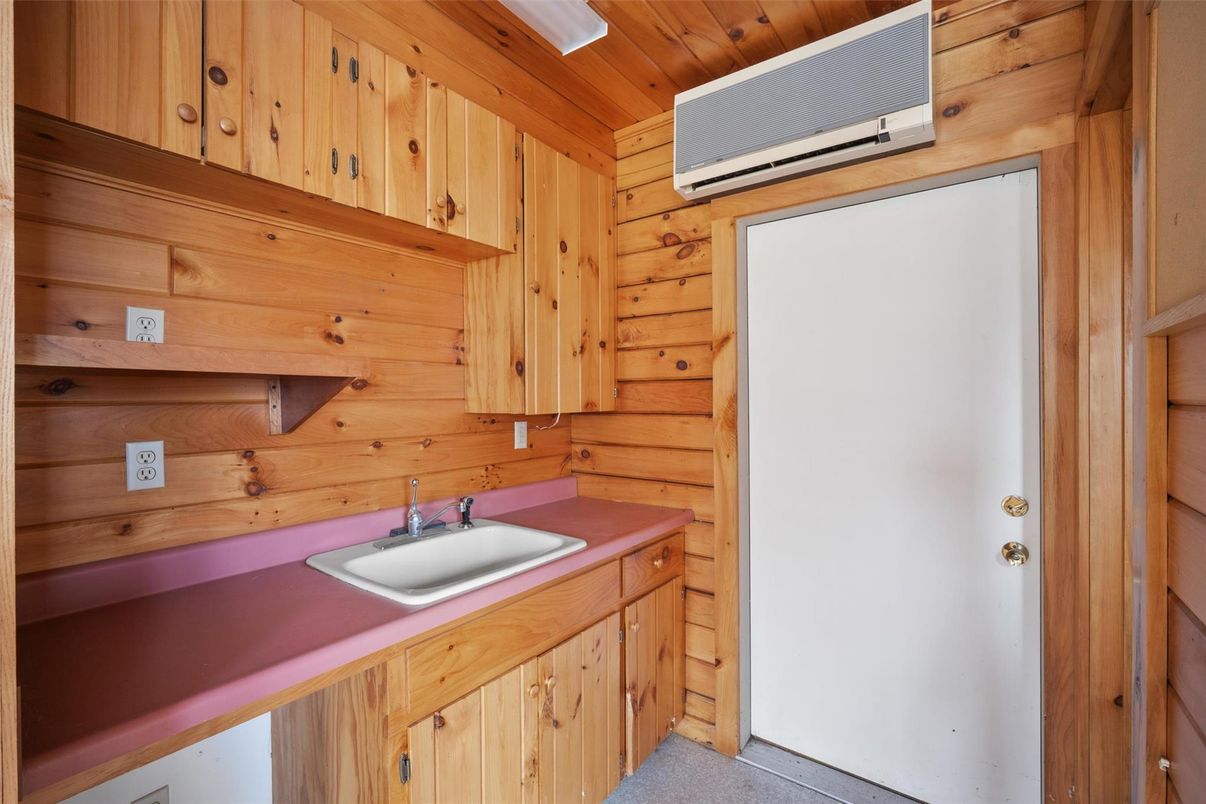Bathroom, Interior, Wooden Ceilings, Wooden Walls