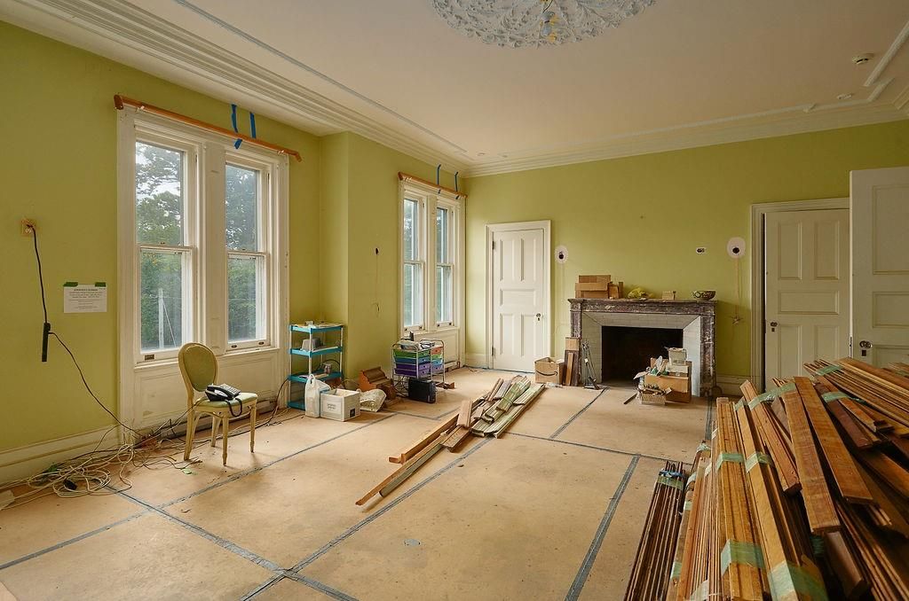 Fireplace, Interior