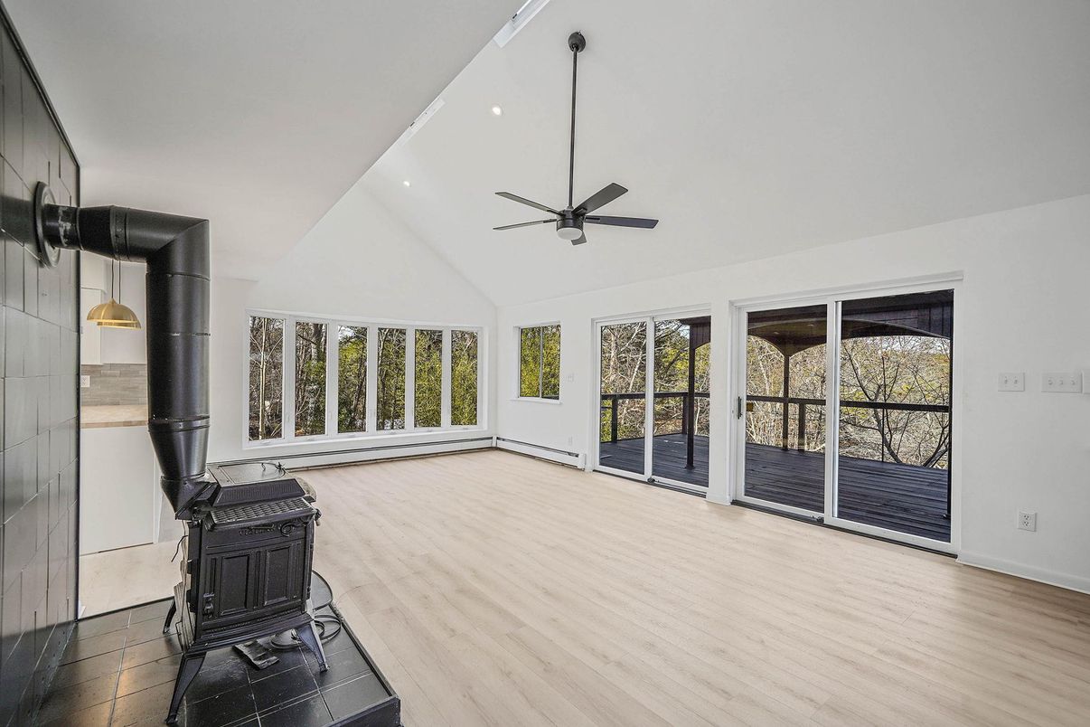 Interior, Pendant Lights, Recessed Lighting, Wood Texture Flooring