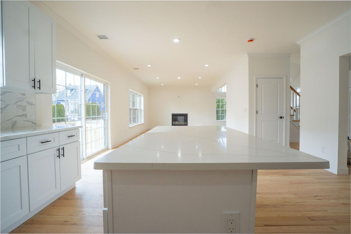 Fireplace, Interior, Kitchen, Recessed Lighting, Wood Texture Flooring