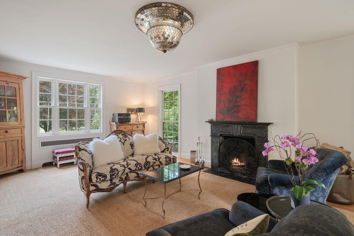 Fireplace, Interior, Living room