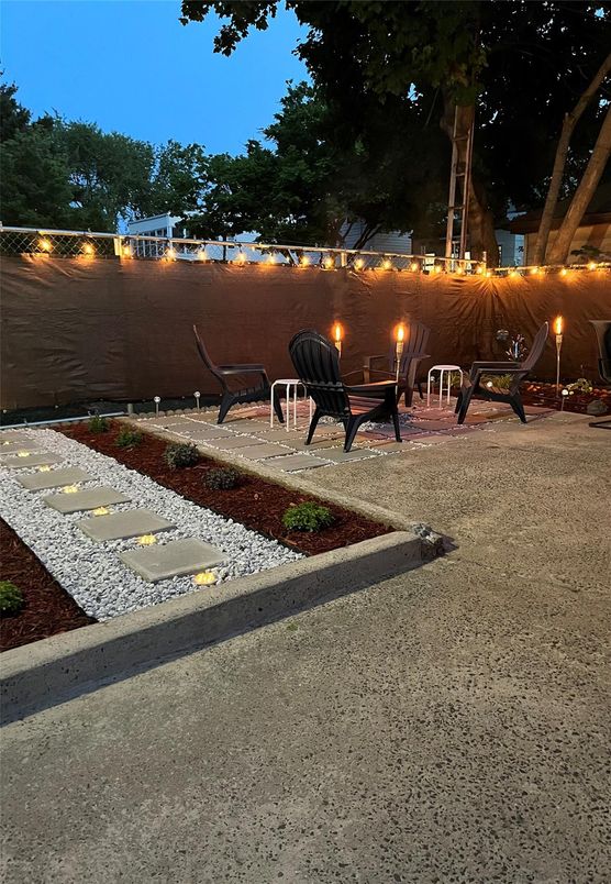 Backyard, Exterior