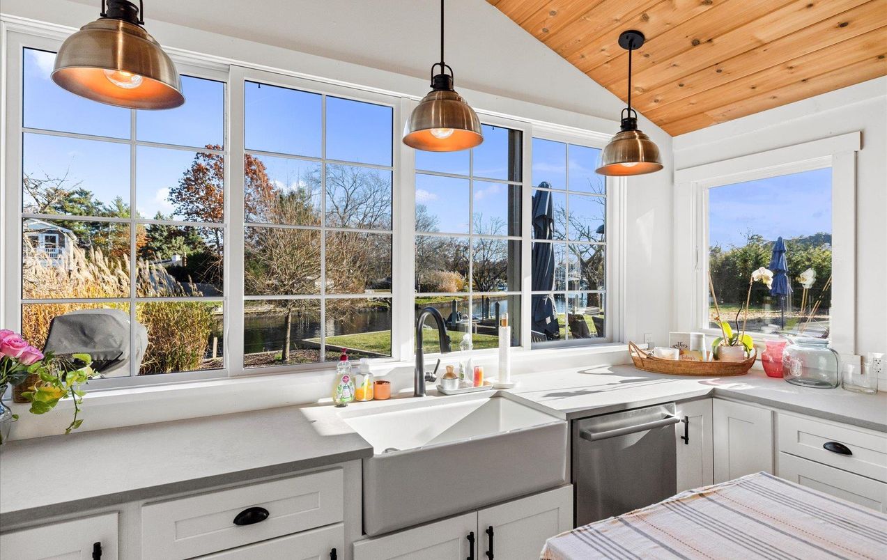 Interior, Kitchen, Pendant Lights, Wooden Ceilings