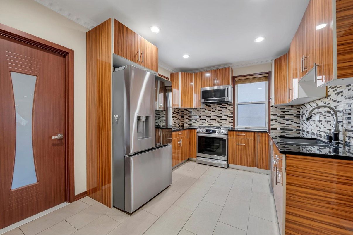 Interior, Kitchen, Recessed Lighting, Stainless Steel Appliances