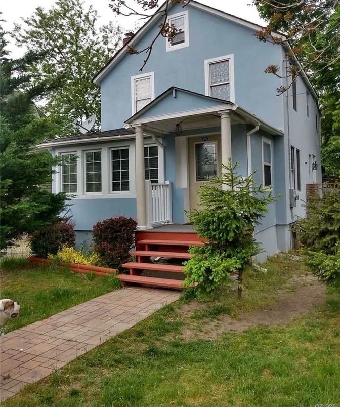 Exterior, Facade, Farmhouse