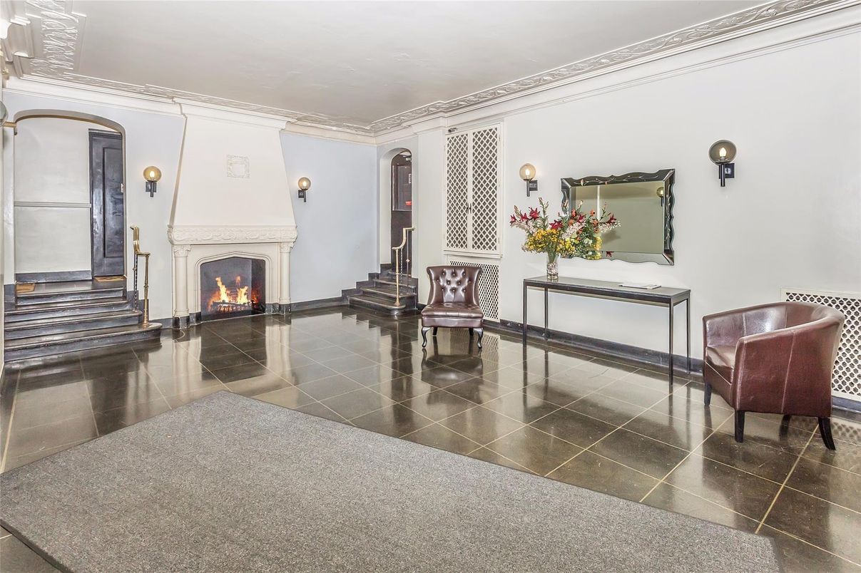 Fireplace, Interior