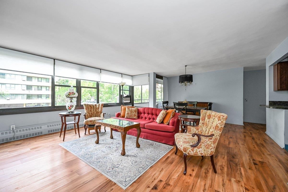 Interior, Living room, Pendant Lights, Wood Texture Flooring
