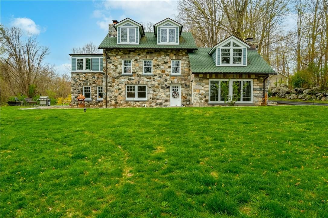 Exterior, Facade, Cape Cod