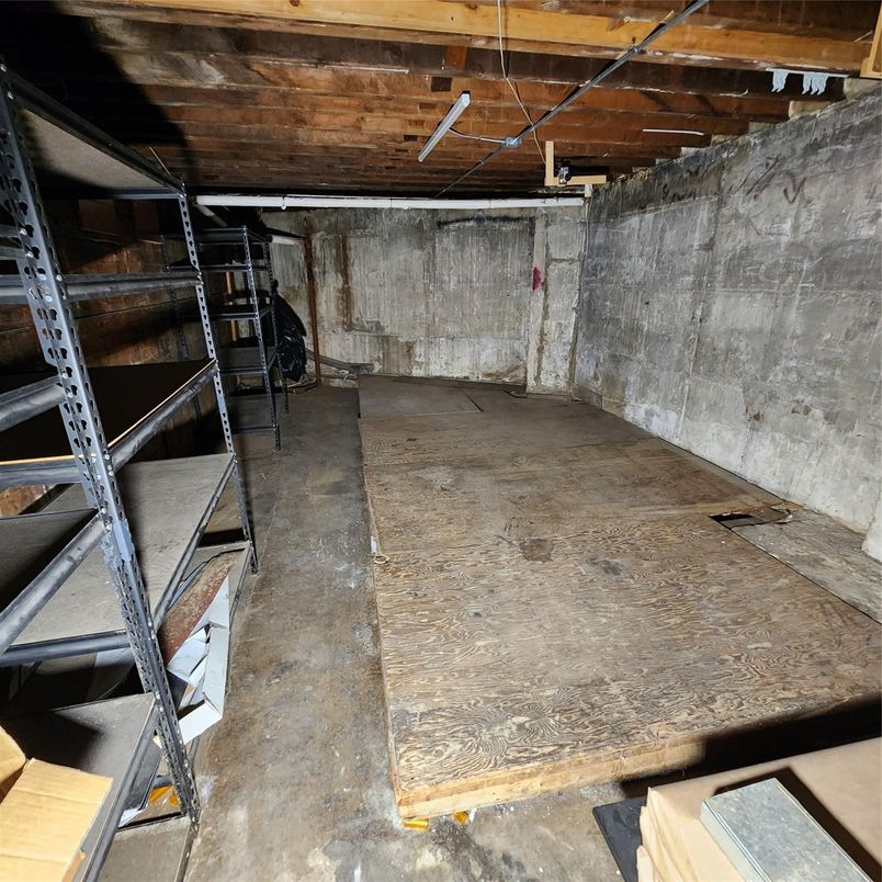 Interior, Wooden Beams