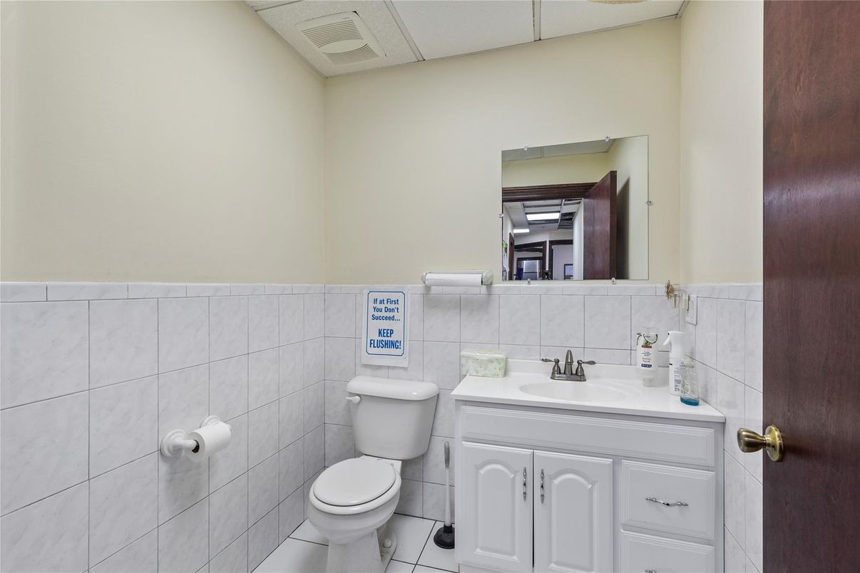 Bathroom, Interior