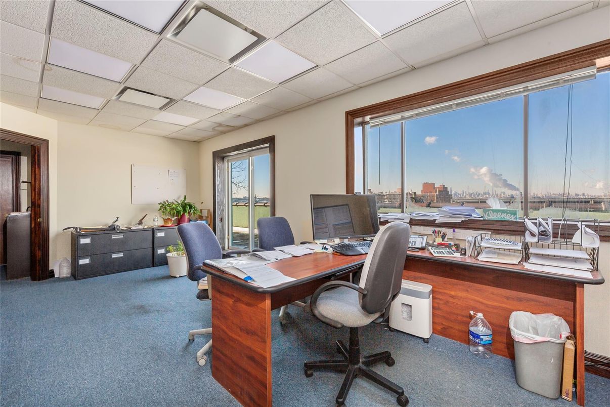 Home Office, Interior, Water