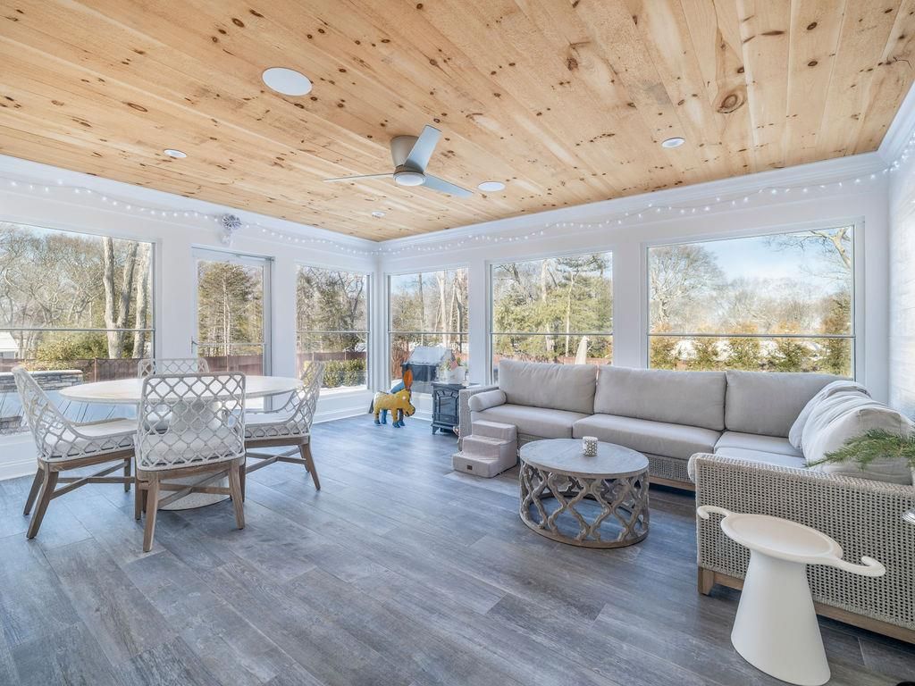 Dining room, Interior, Living room, Recessed Lighting, Wooden Ceilings, Wood Texture Flooring