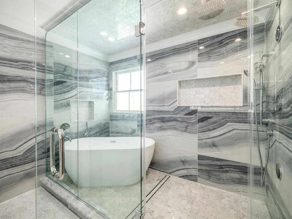Bathroom, Free Standing Baths, Glass Shower, Interior, Recessed Lighting