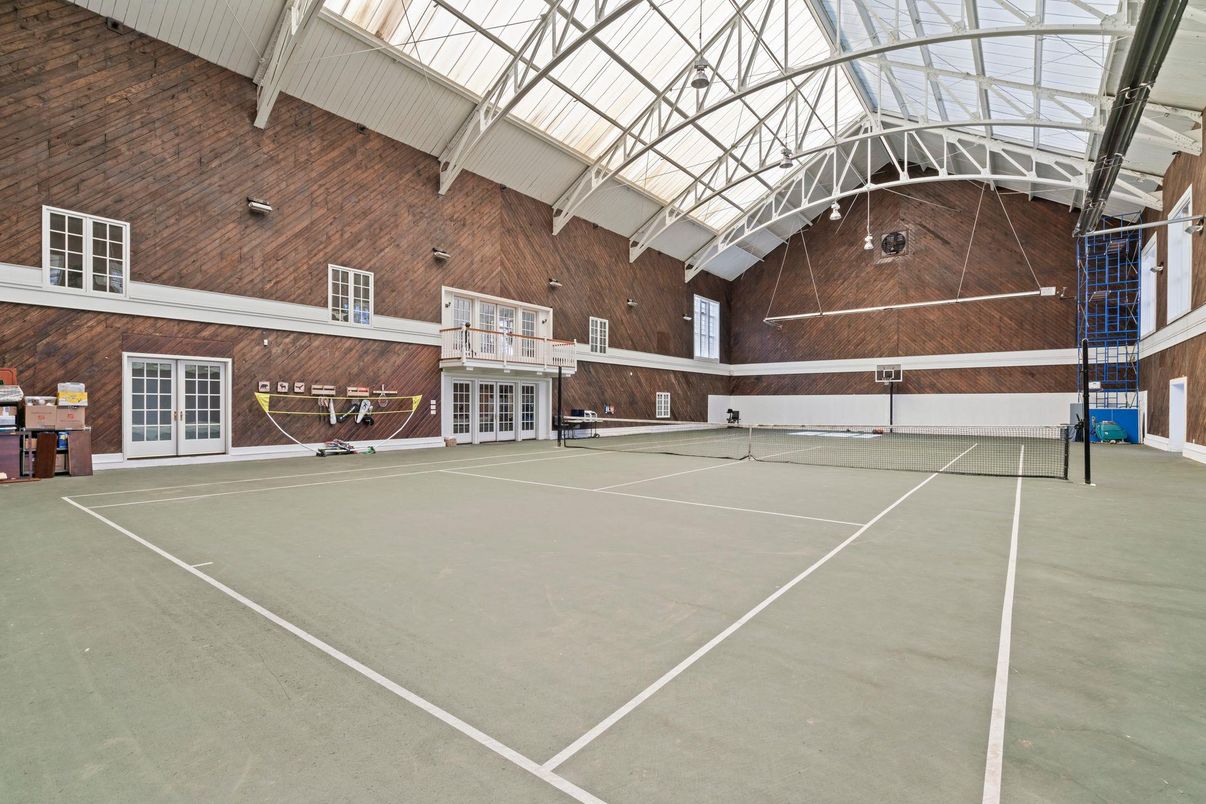 Exterior, Tennis Courts