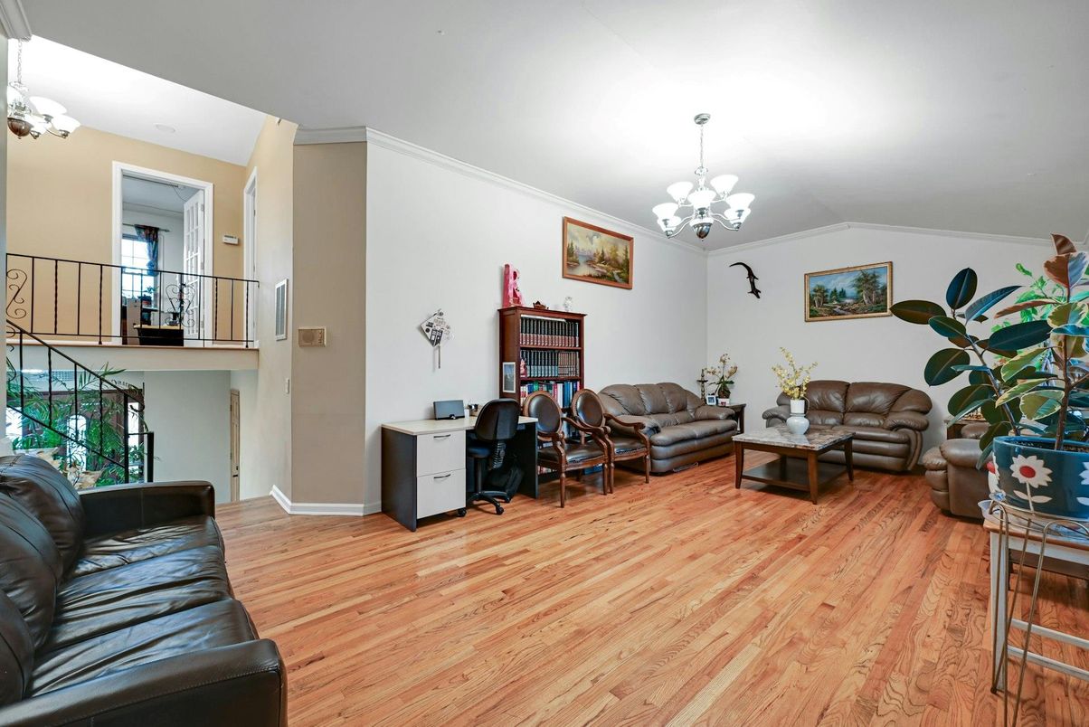 Chandelier, Home Office, Interior, Living room, Wood Texture Flooring