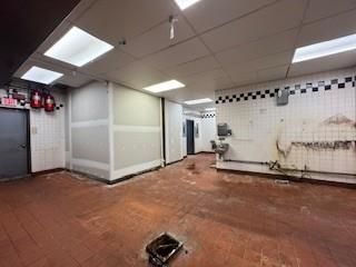 Garage, Interior, Recessed Lighting