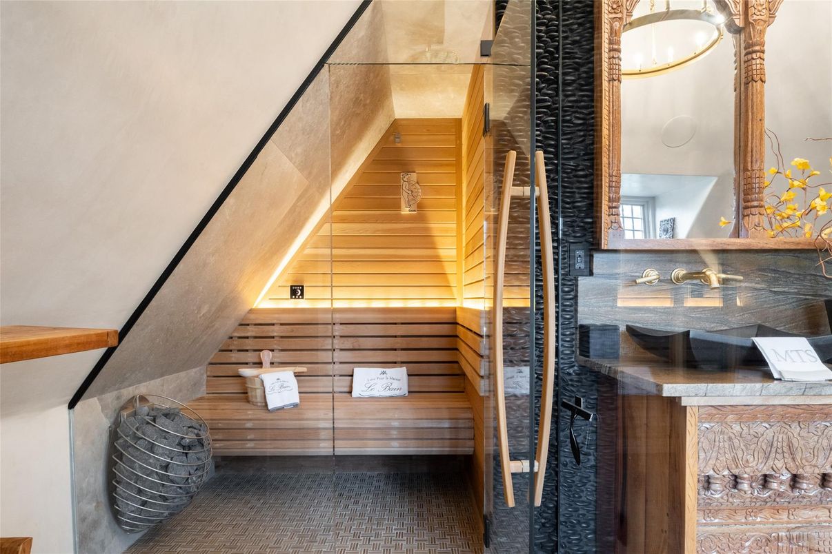 Interior, Wooden Walls