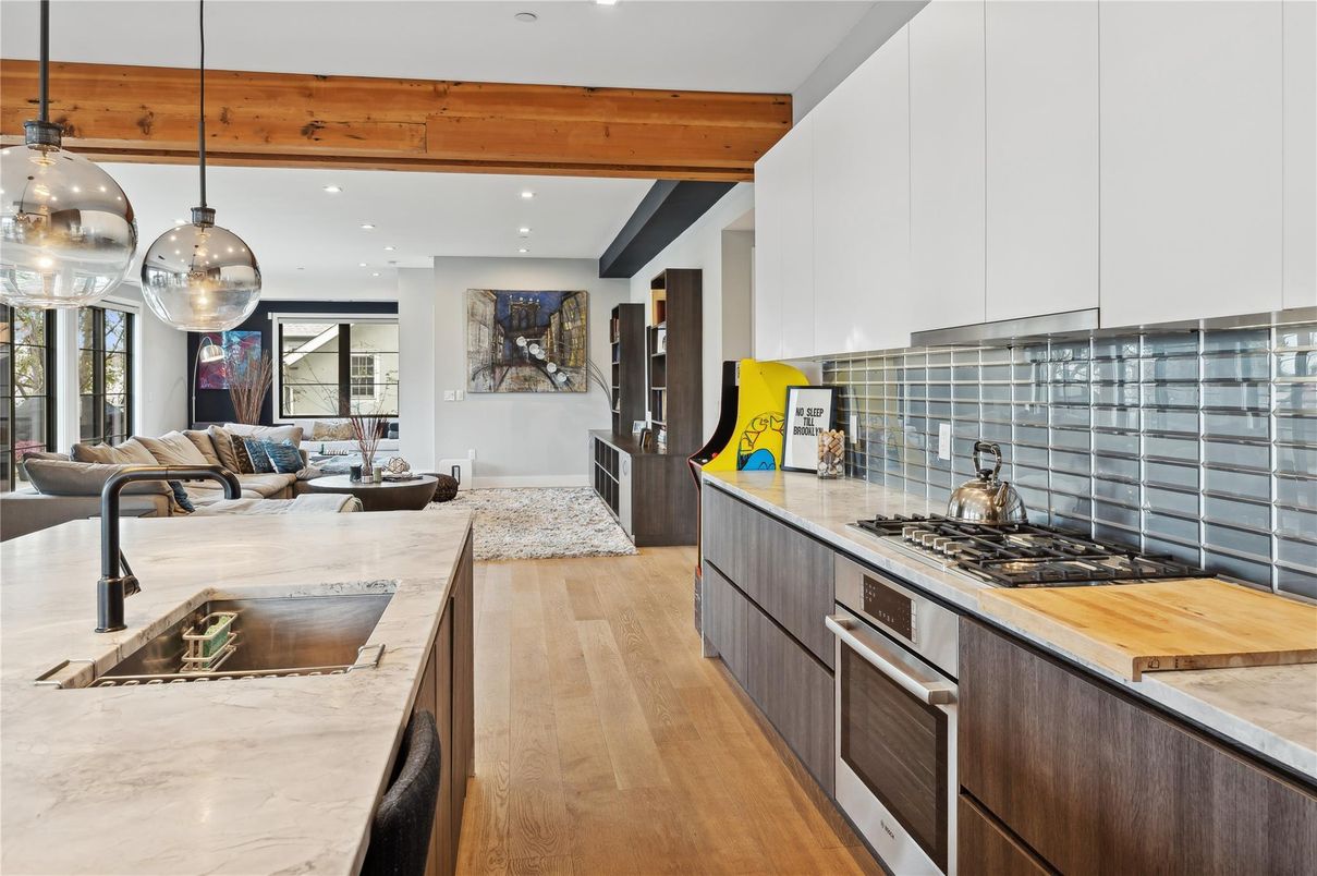 Interior, Kitchen, Living room, Pendant Lights, Recessed Lighting, Wooden Beams, Wood Texture Flooring