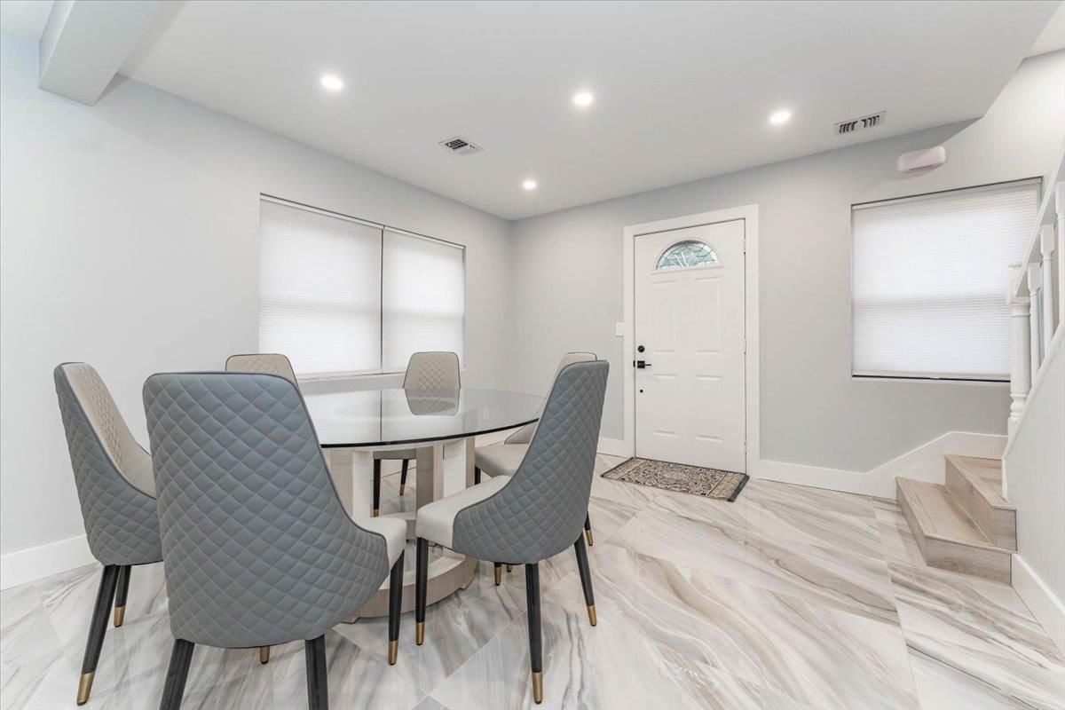 Dining room, Interior, Marble, Recessed Lighting