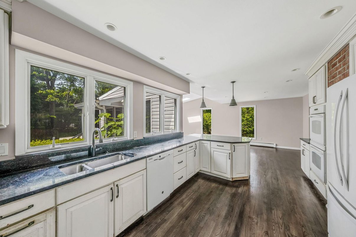 Interior, Kitchen, Pendant Lights, Recessed Lighting, Wood Texture Flooring