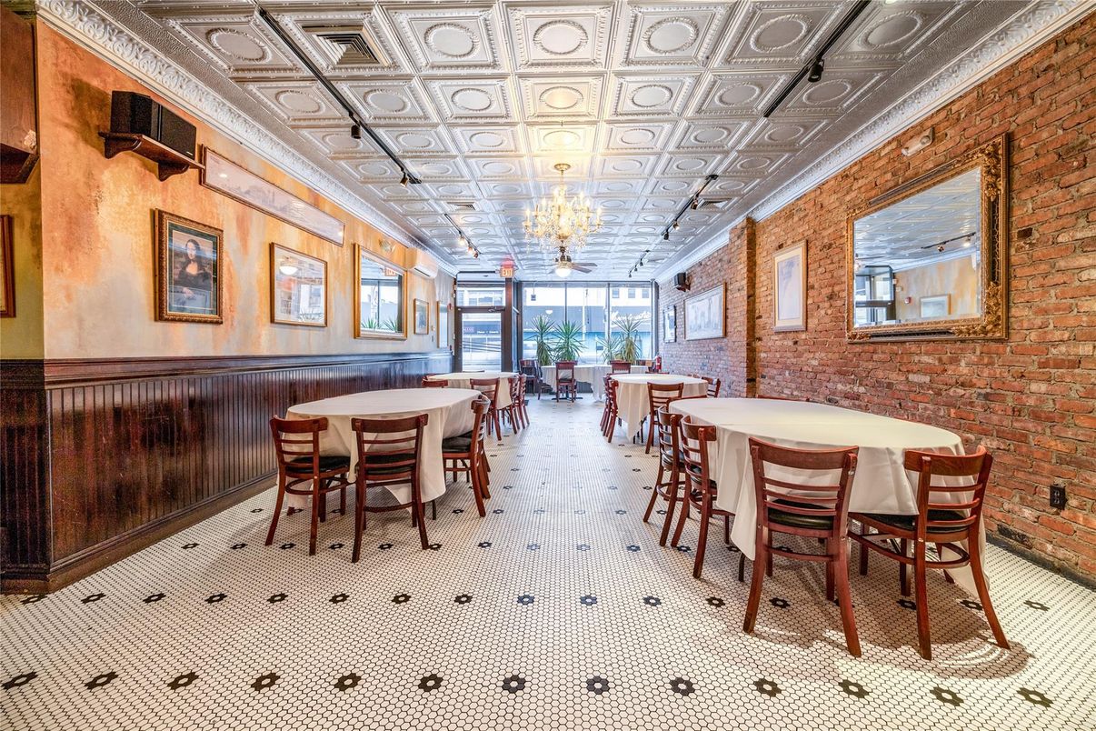 Chandelier, Dining room, Interior, Stone Walls