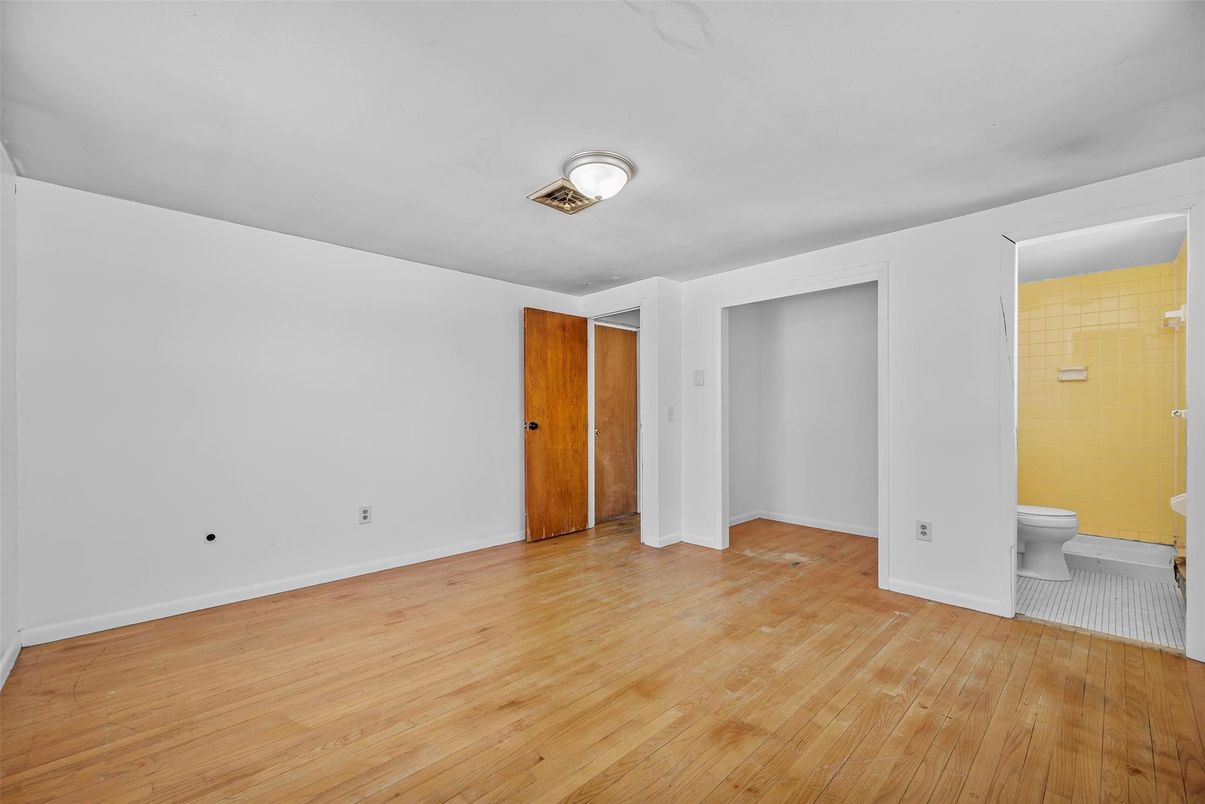 Bathroom, Empty room, Interior, Wood Texture Flooring