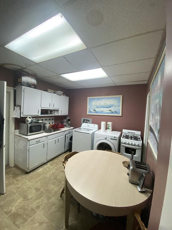 Interior, Washer