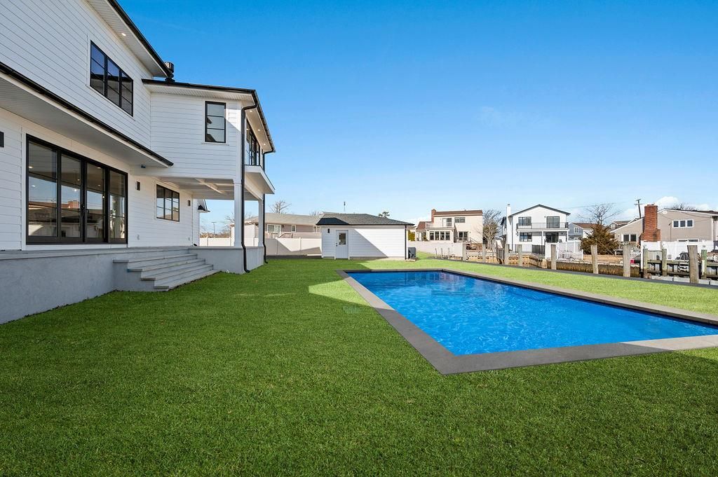 Backyard, Exterior, Pool