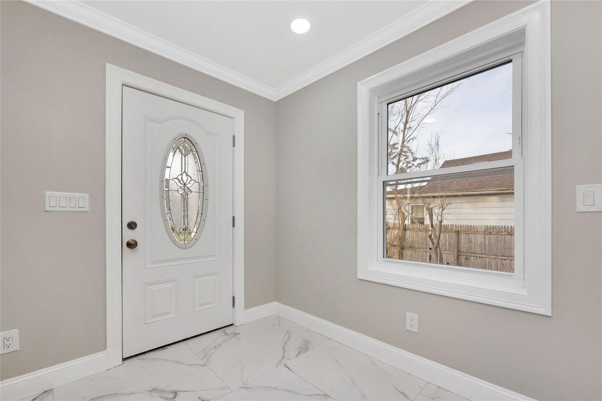 Interior, Marble, Recessed Lighting